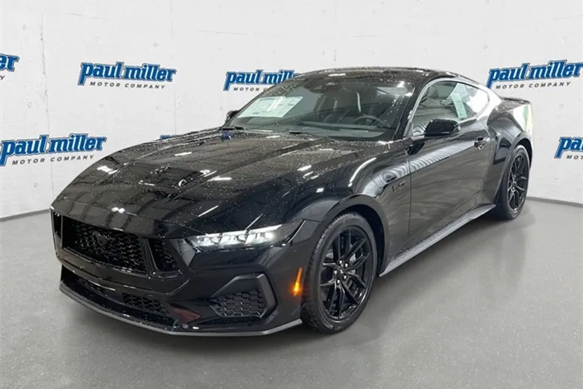 2025 Ford Mustang GT Premium photo 1