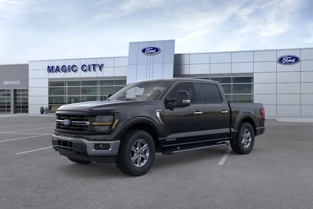 2025 Ford F-150 XLT photo 1