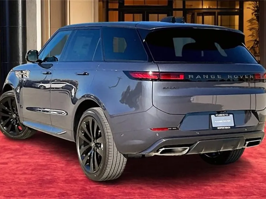 2025 Land Rover Range Rover Sport P400 Dynamic SE photo 1