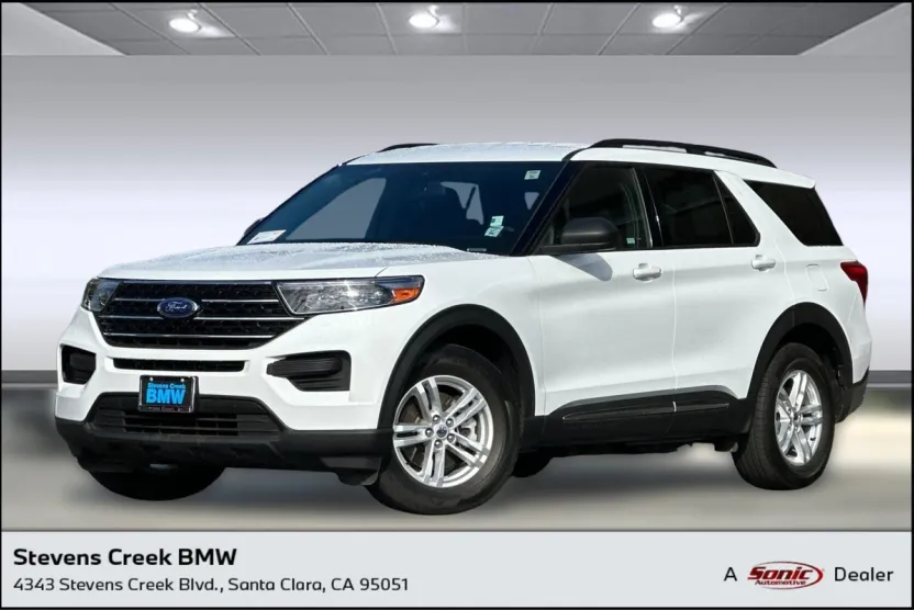 2020 Ford Explorer XLT photo 1