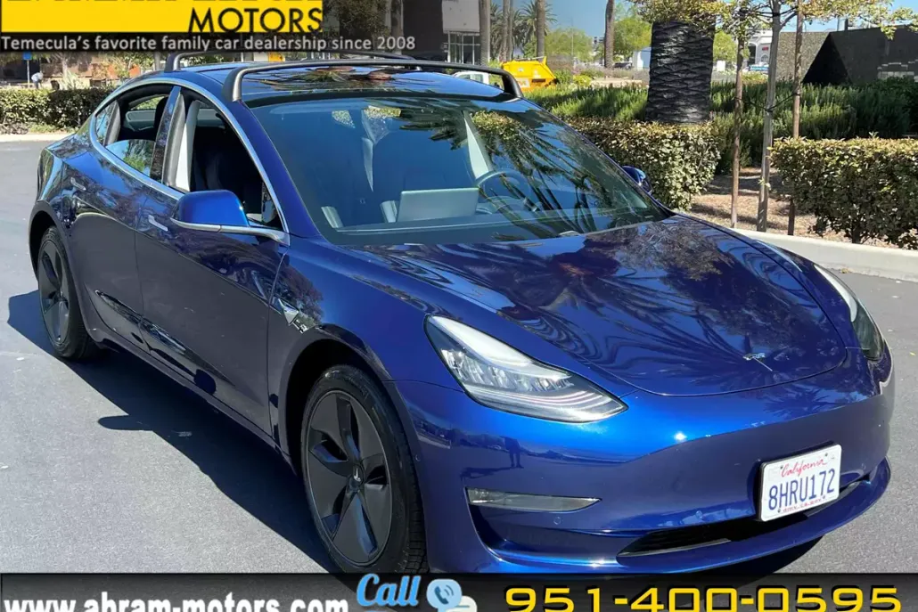 2018 Tesla Model 3 Mid Range photo 1