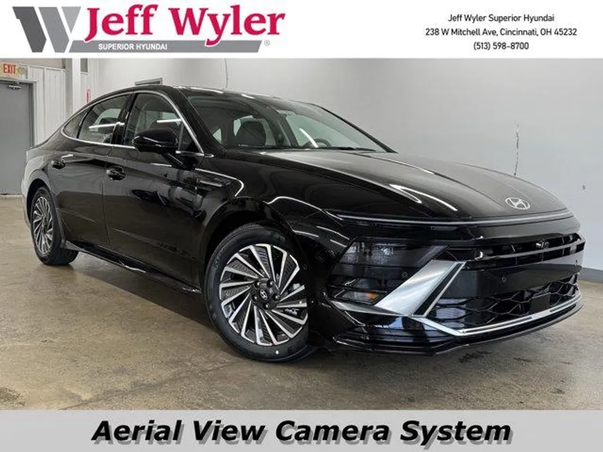 2025 Hyundai Sonata Hybrid Limited photo 1