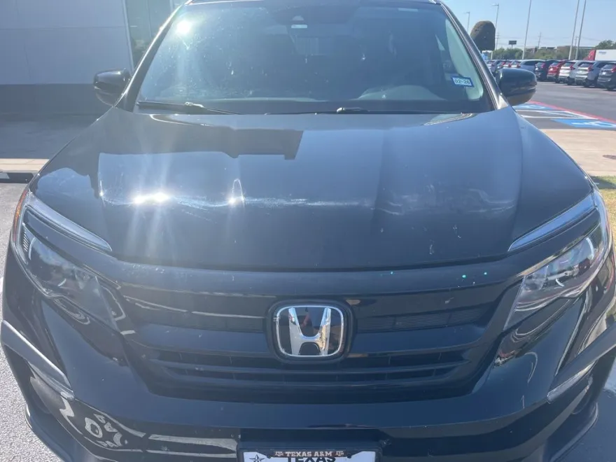 2022 Honda Pilot Special Edition photo 1