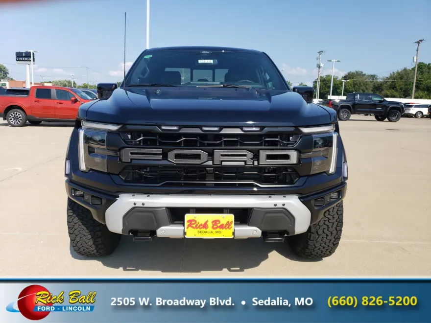 2025 Ford F-150 Raptor photo 1
