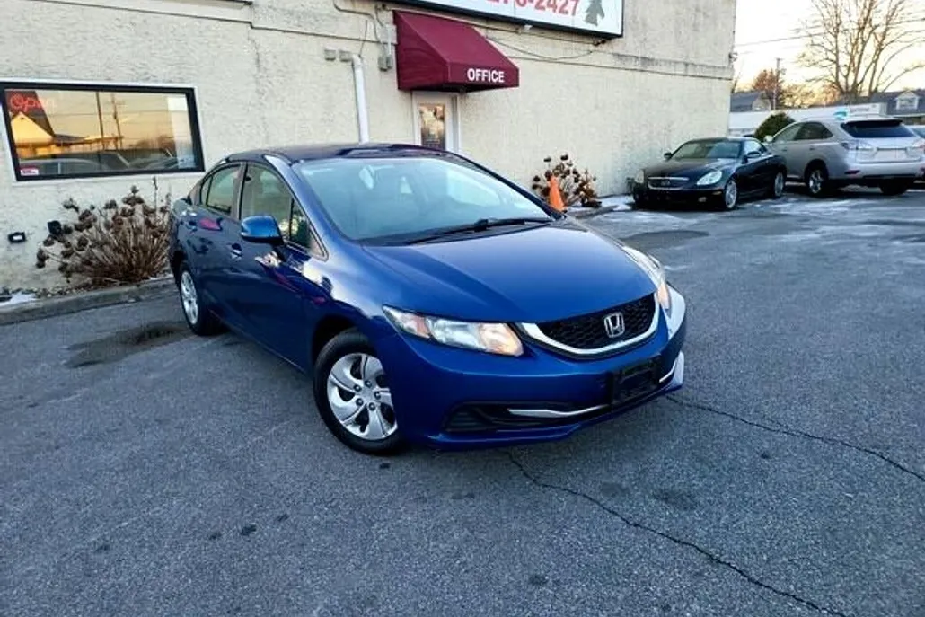 2013 Honda Civic LX photo 1