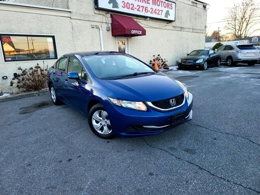 2013 Honda Civic LX photo 1