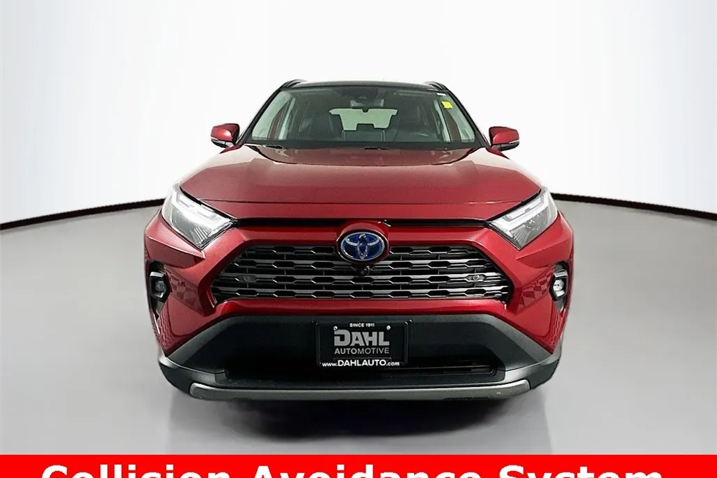 2022 Toyota RAV4 Hybrid Limited photo 1