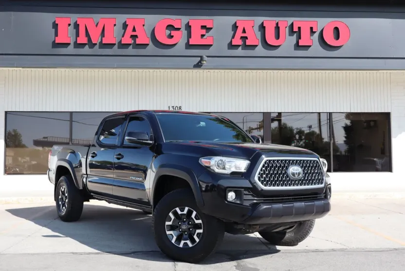2019 Toyota Tacoma Double Cab TRD Sport photo 1