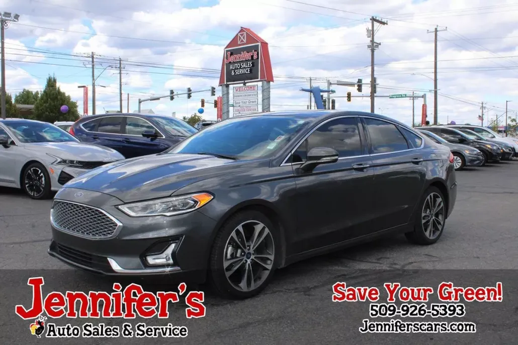2020 Ford Fusion Titanium photo 1