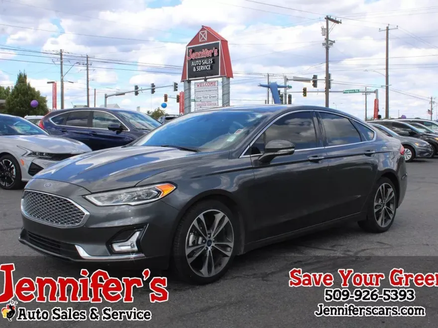 2020 Ford Fusion Titanium photo 1