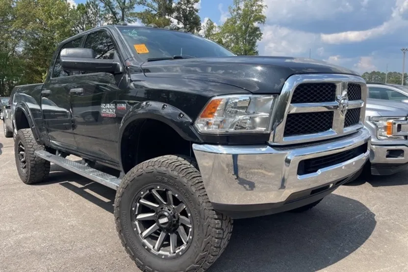 2017 Ram 2500 Tradesman photo 1