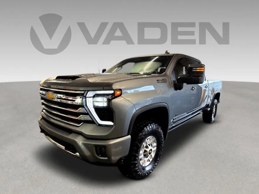2024 Chevrolet Silverado 2500HD High Country photo 1
