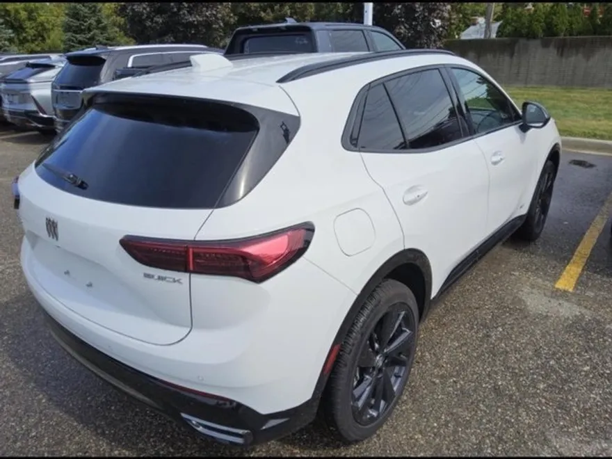 2025 Buick Envision Sport Touring photo 1