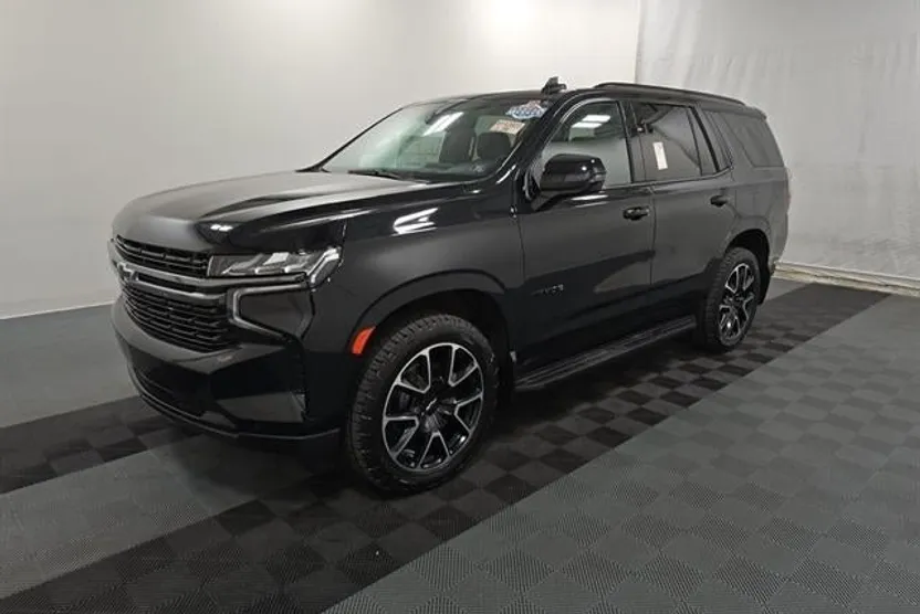 2022 Chevrolet Tahoe RST photo 1