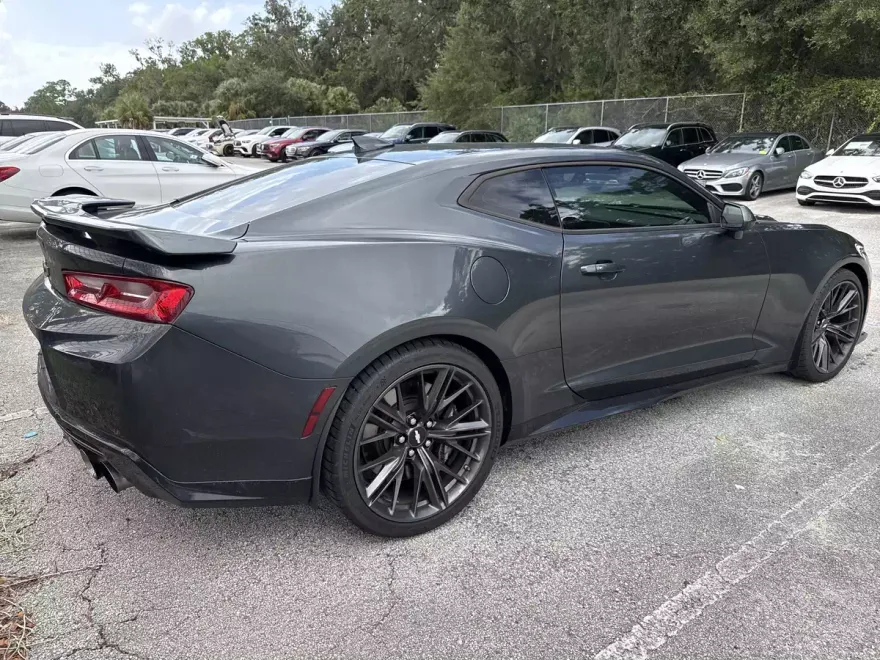 2017 Chevrolet Camaro ZL1 photo 1