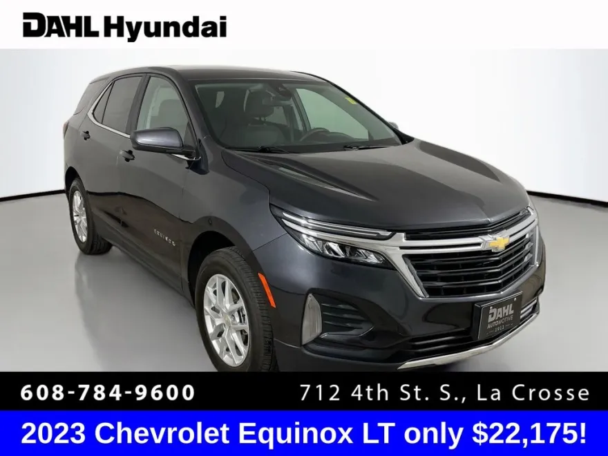 2023 Chevrolet Equinox LT photo 1