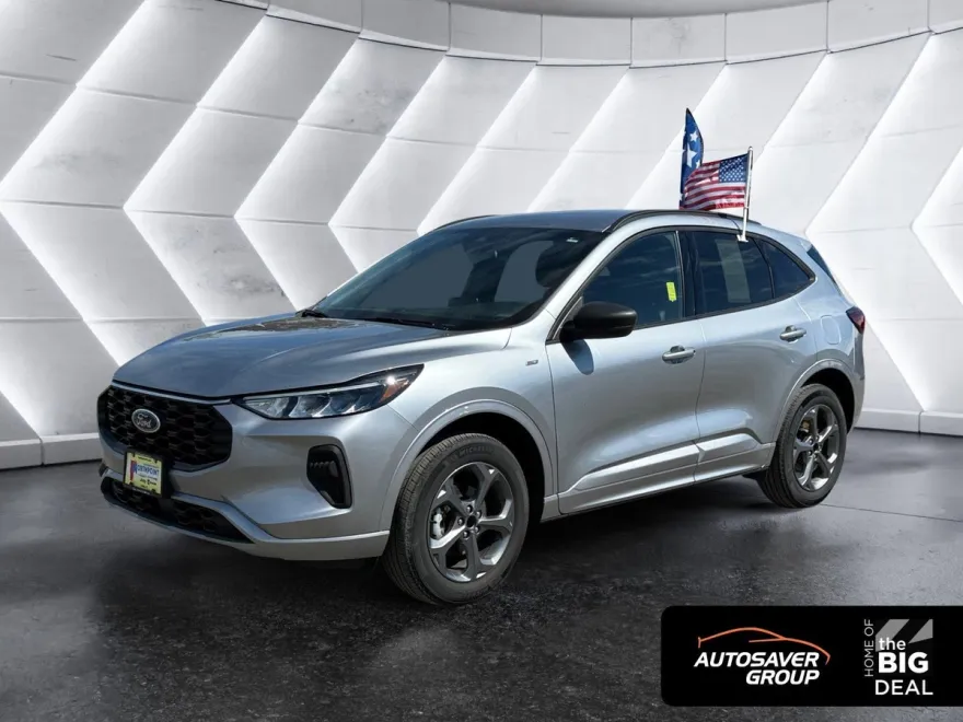 2024 Ford Escape ST-Line photo 1