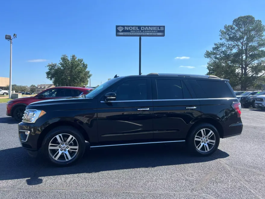 2020 Ford Expedition Limited photo 1