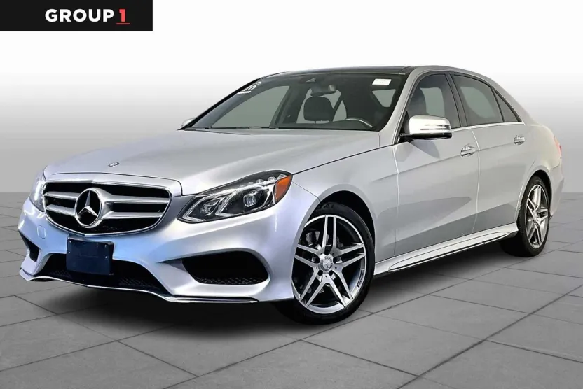 2016 Mercedes Benz E 400 4MATIC photo 1