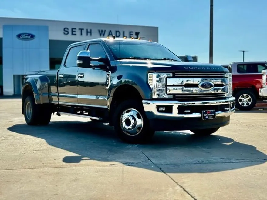 2019 Ford F-350 photo 1