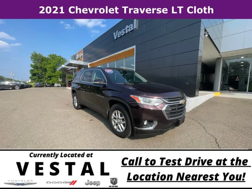 2021 Chevrolet Traverse Cloth 1LT photo 1