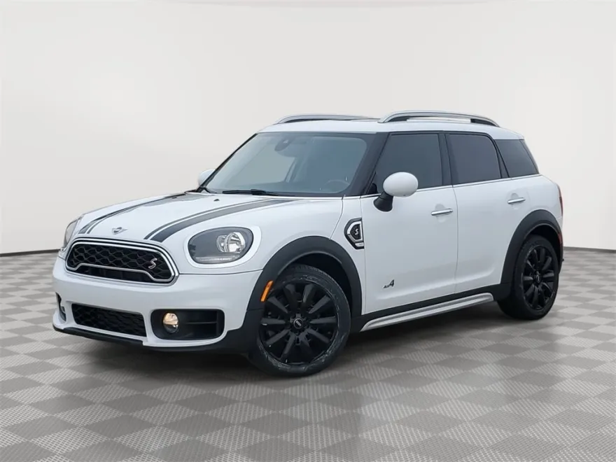 2019 Mini Countryman S ALL4 photo 1