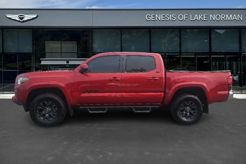 2023 Toyota Tacoma SR5 photo 1