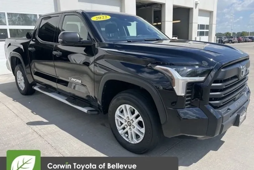 2022 Toyota Tundra SR5 photo 1