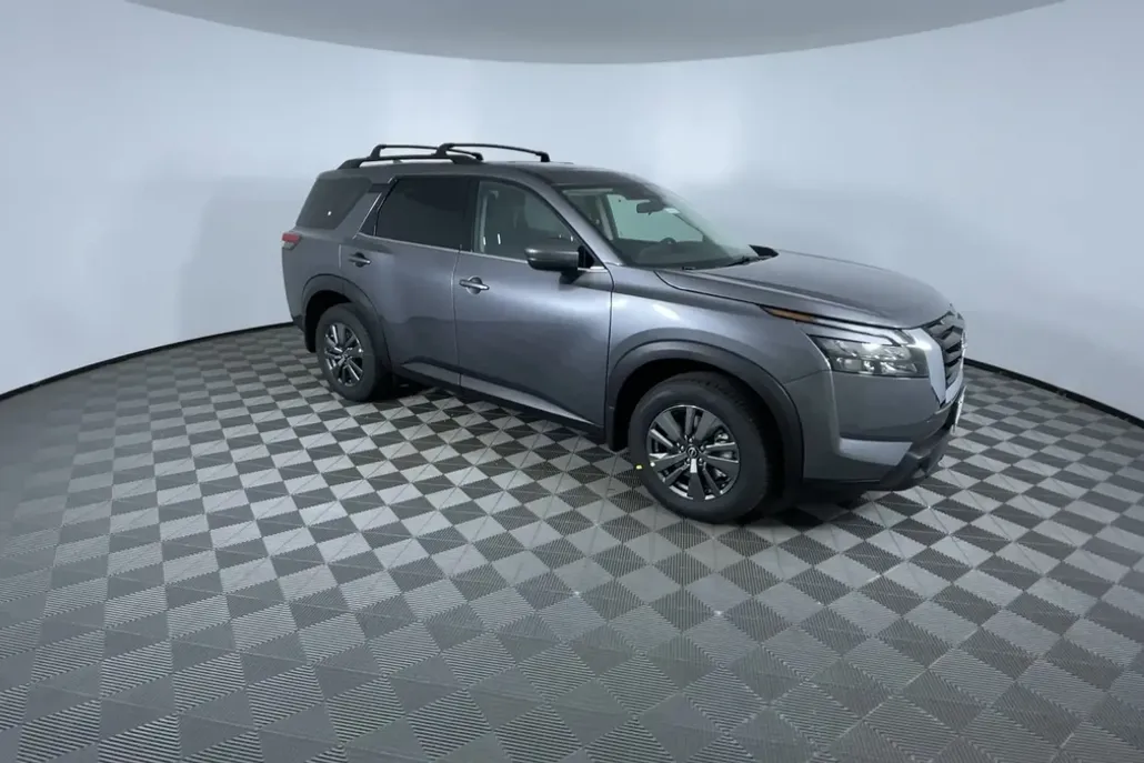 2025 Nissan Pathfinder SV photo 1