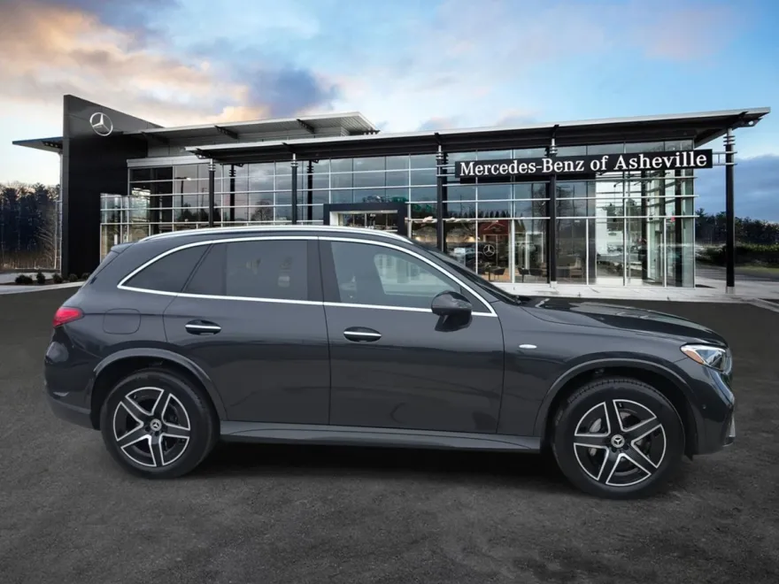 2025 Mercedes Benz GLC 350e 4MATIC photo 1