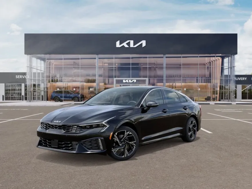 2025 Kia K5 GT-Line photo 1