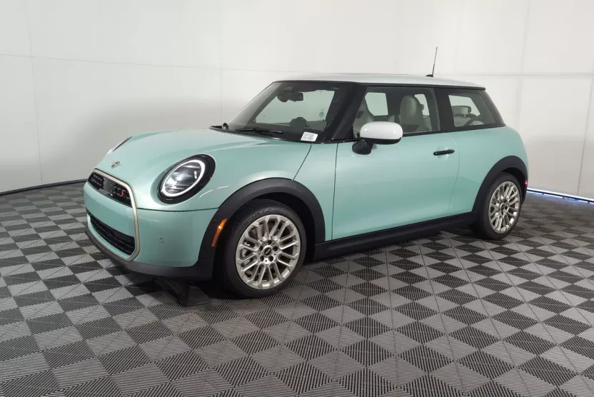 2026 Mini Cooper Hardtop S photo 1