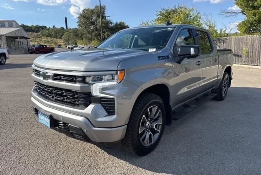 2024 Chevrolet Silverado 1500 RST photo 1