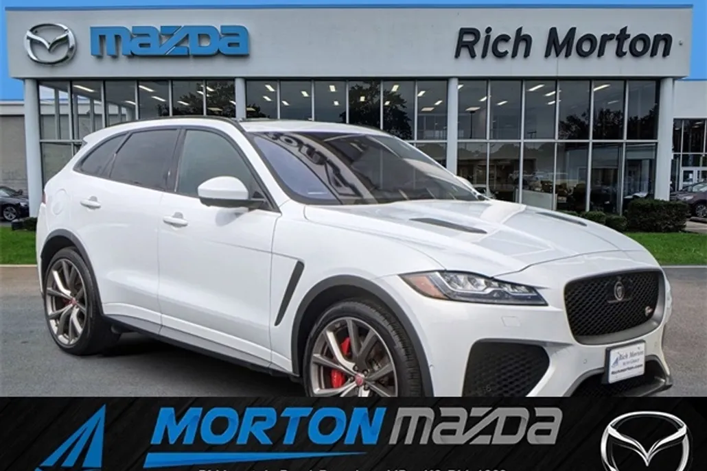 2019 Jaguar F-PACE SVR photo 1