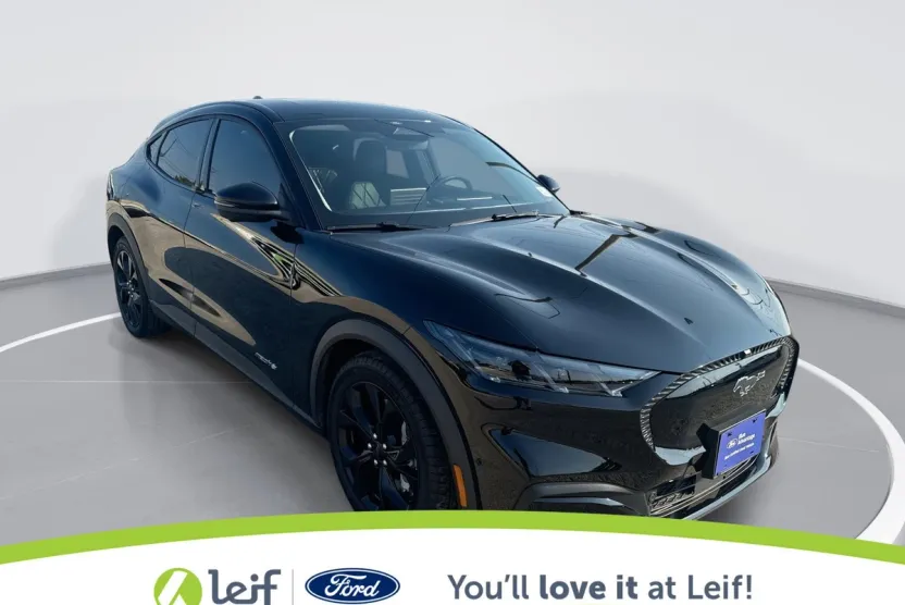 2024 Ford Mustang Mach-E Select photo 1