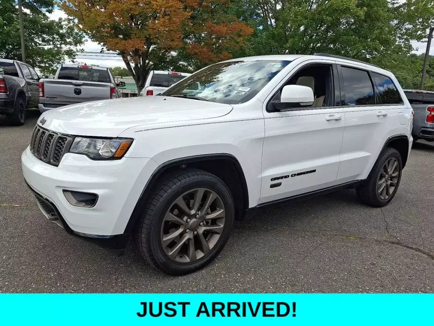 2016 Jeep Grand Cherokee Limited photo 1
