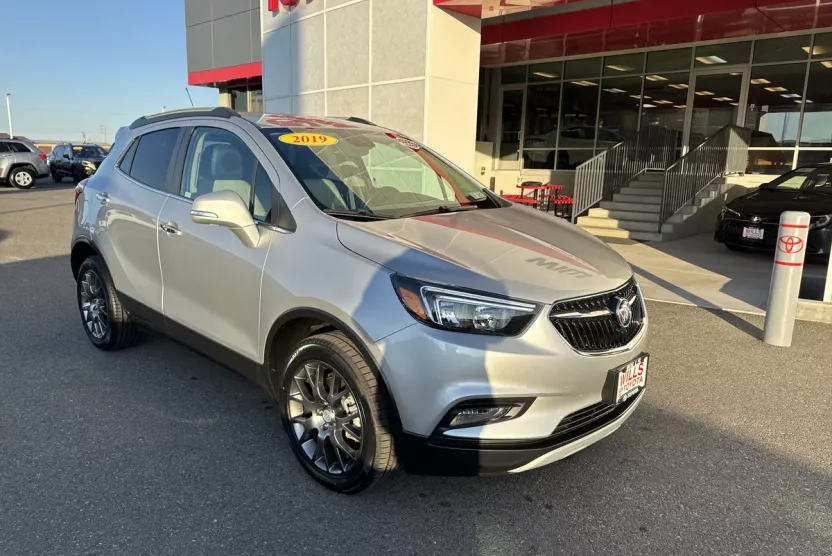 2019 Buick Encore Sport Touring photo 1