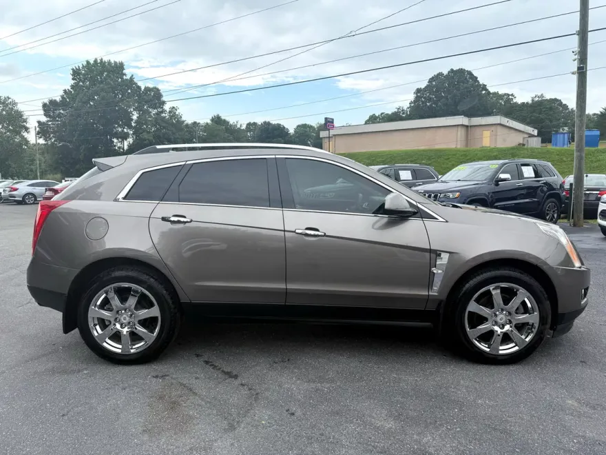 2011 Cadillac SRX Performance photo 1