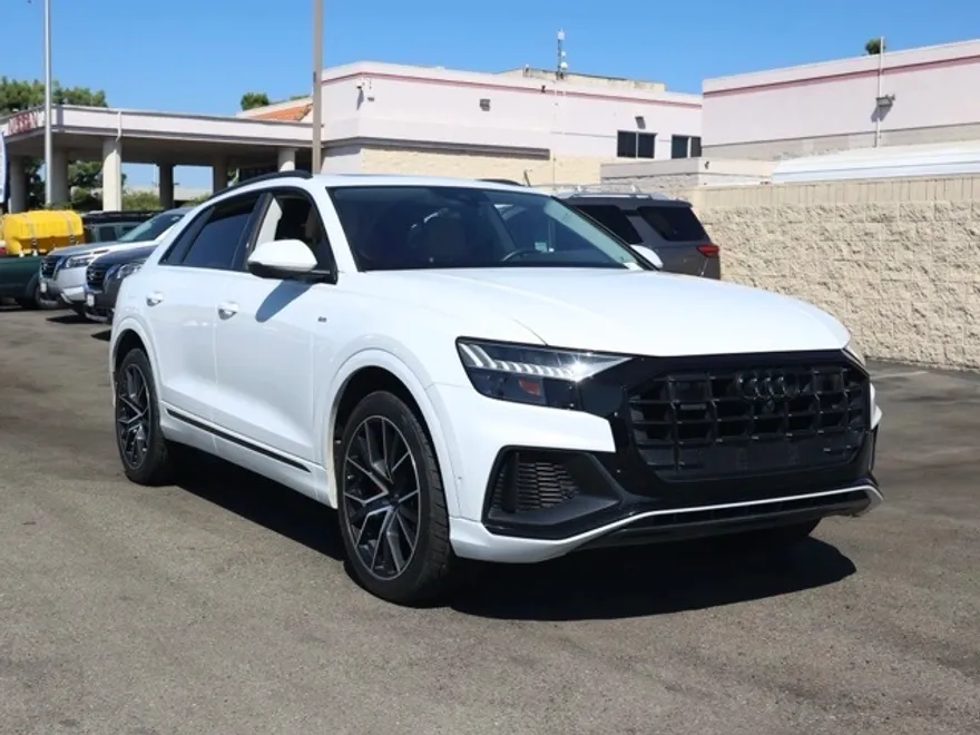 2021 Audi Q8 55 Premium Plus photo 1