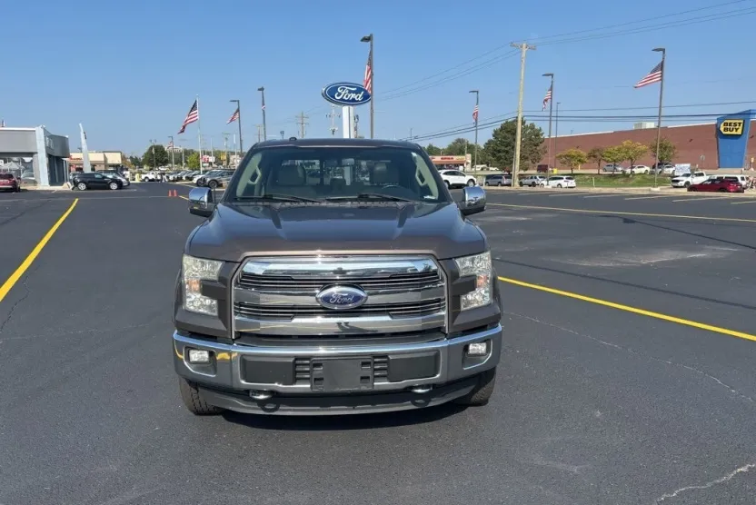 2016 Ford F-150 Lariat photo 1