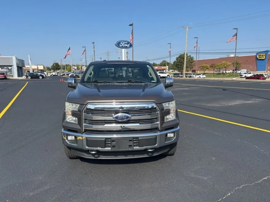 2016 Ford F-150 Lariat photo 1