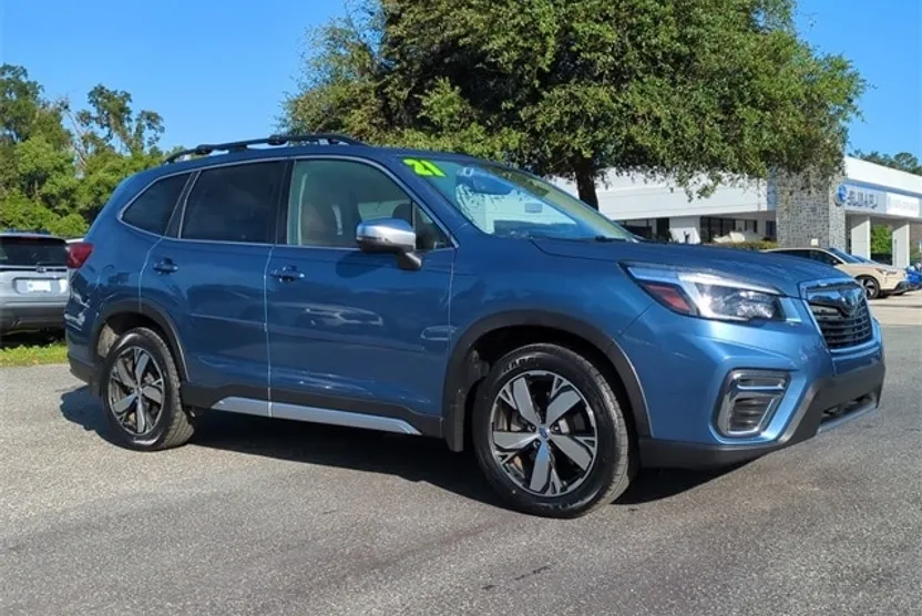 2021 Subaru Forester Touring photo 1