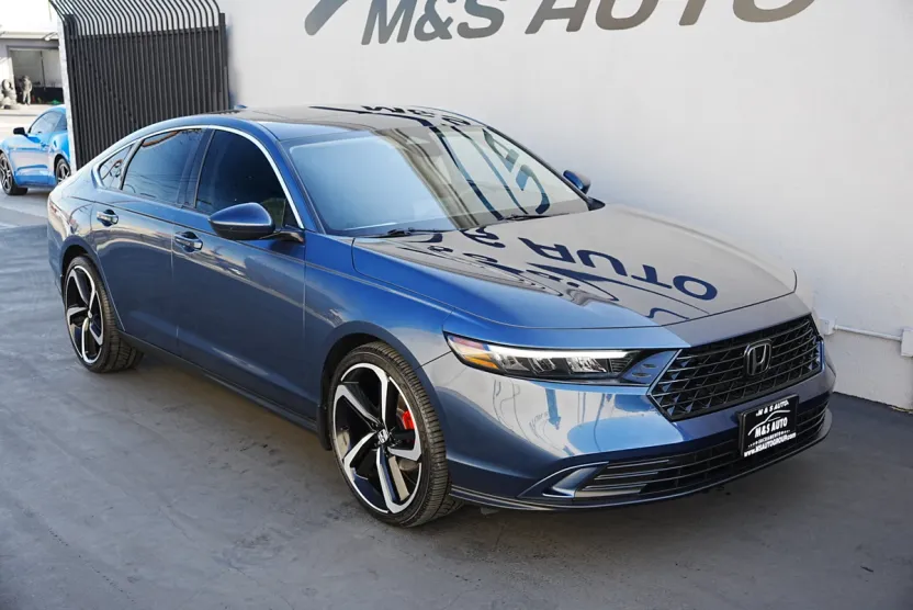 2023 Honda Accord EX photo 1