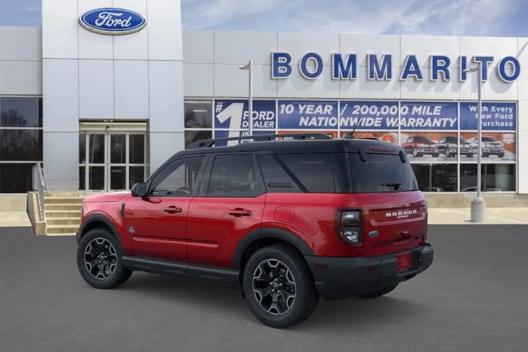 2025 Ford Bronco Sport Outer Banks photo 1
