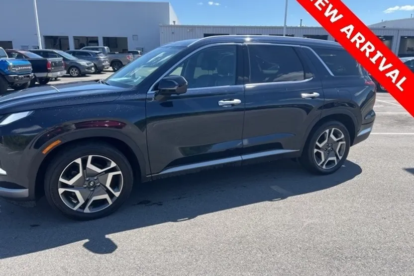 2023 Hyundai Palisade Limited photo 1
