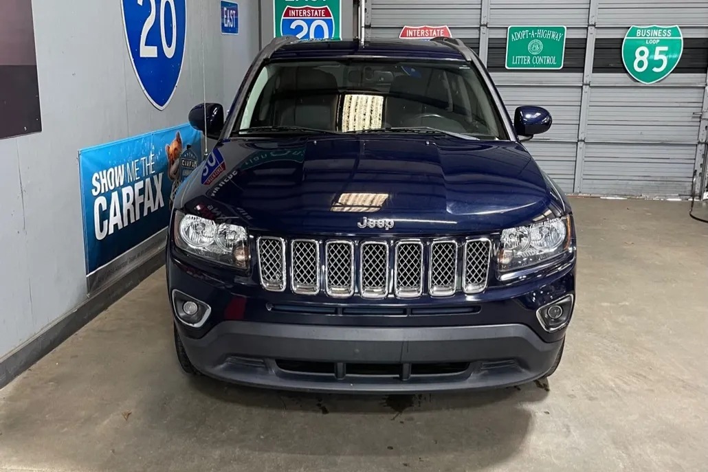 2016 Jeep Compass Latitude photo 1