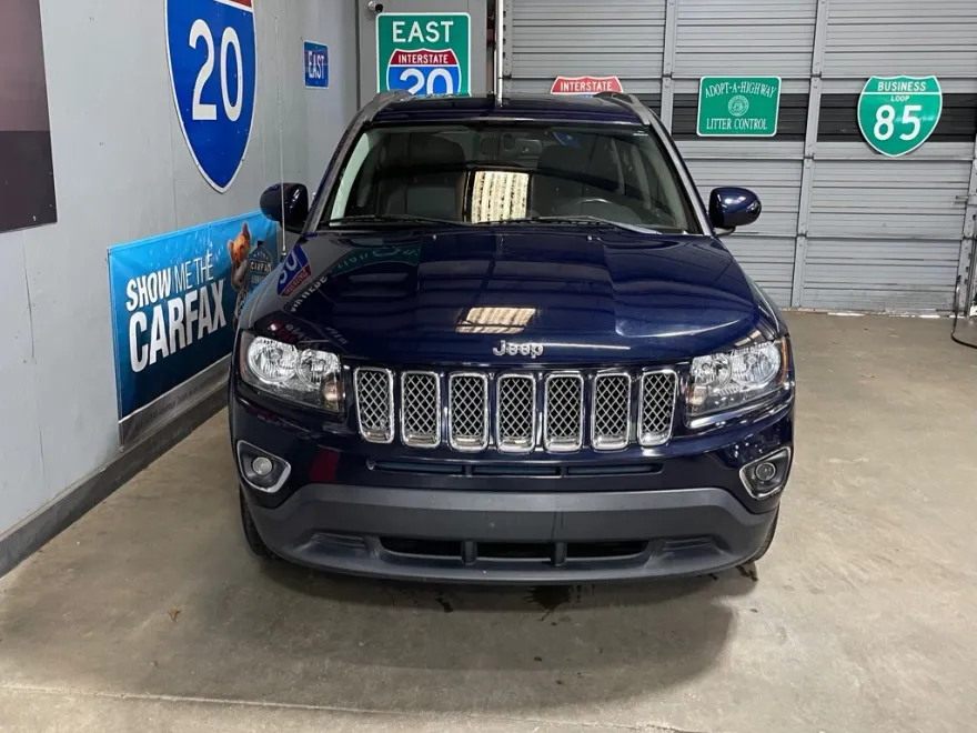 2016 Jeep Compass Latitude photo 1