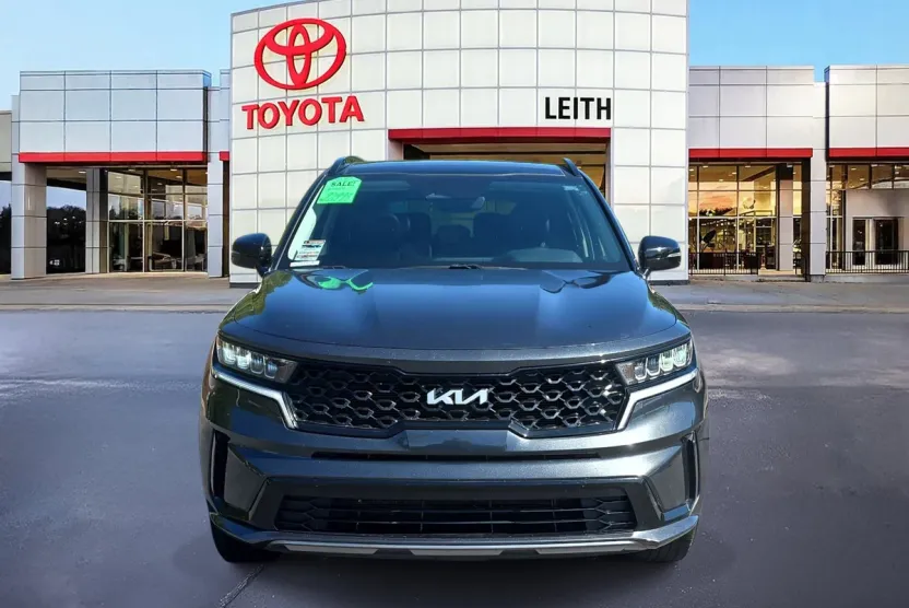 2022 Kia Sorento S photo 1