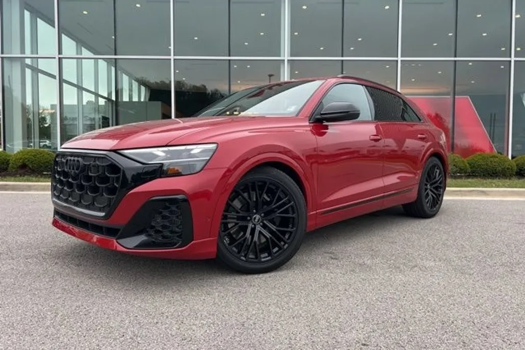 2025 Audi SQ8 Premium Plus photo 1