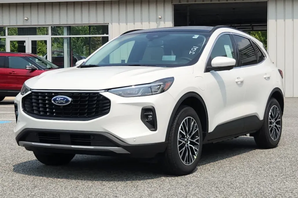 2025 Ford Escape Plug-In Hybrid photo 1